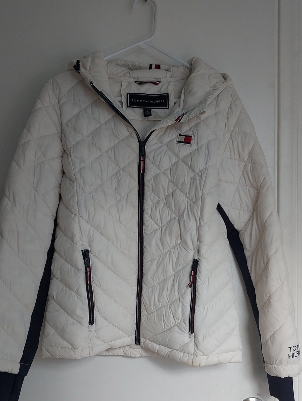Tommy Hilfiger Cream Quilted Hooded Puffer Jacket with Navy Trim